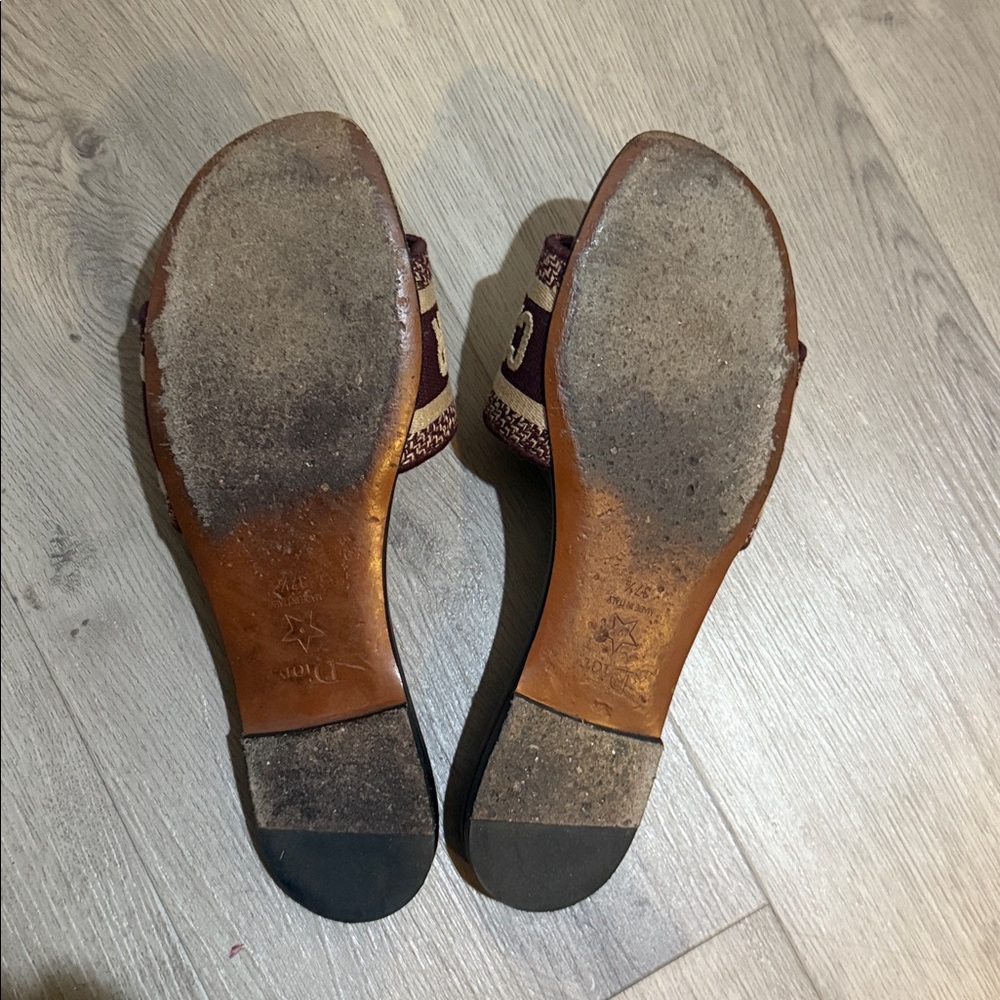 CHRISTIAN DIOR - Burgundy Cotton Embroidered Dway Slides Sandals - Picture 5 of 5